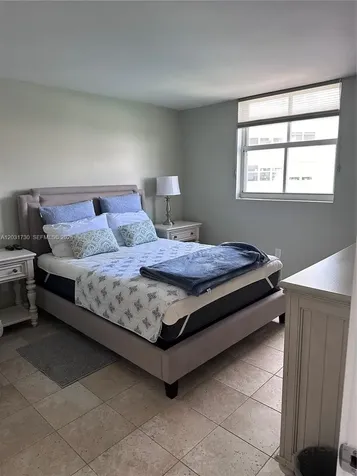 5880 W Collins Avenue Miami Beach FL 33140