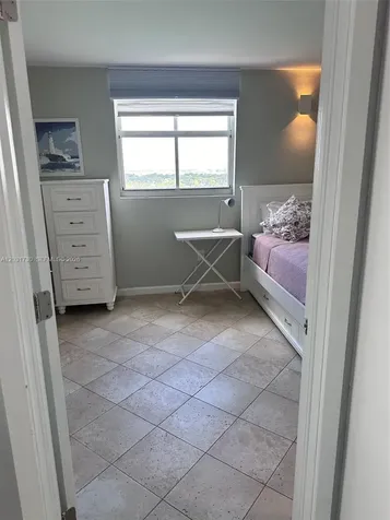 5880 W Collins Avenue Miami Beach FL 33140