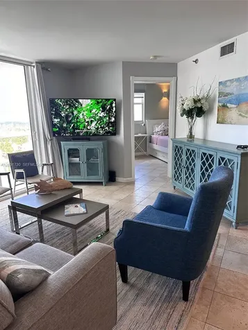 5880 W Collins Avenue Miami Beach FL 33140