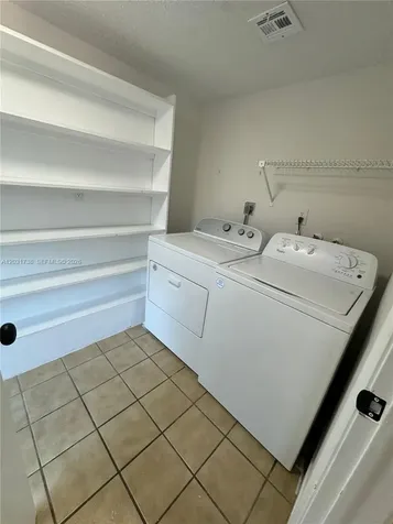 16498 NE 26th Avenue North Miami Beach FL 33160