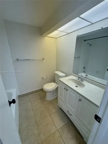 16498 NE 26th Avenue North Miami Beach FL 33160