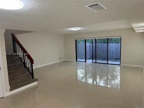 16498 NE 26th Avenue North Miami Beach FL 33160