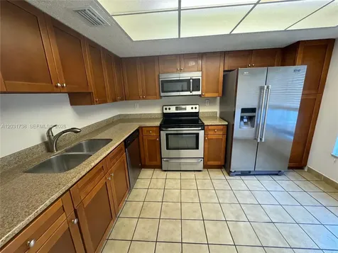 16498 NE 26th Avenue North Miami Beach FL 33160