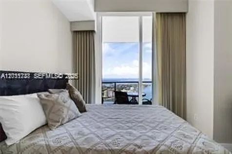 100 S Pointe Drive Miami Beach FL 33139