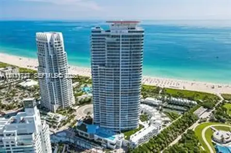 100 S Pointe Drive Miami Beach FL 33139