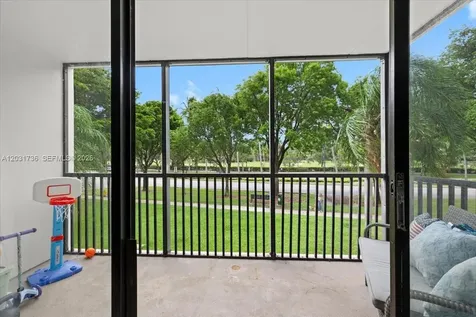 3101 N Country Club Drive Aventura FL 33180
