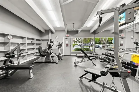 3101 N Country Club Drive Aventura FL 33180