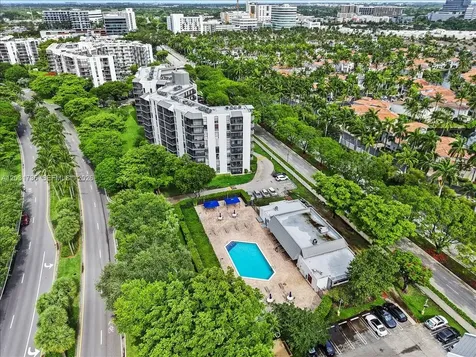 3101 N Country Club Drive Aventura FL 33180