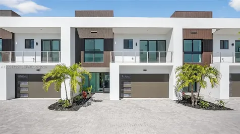 4624 SW 32nd Avenue Dania Beach FL 33312