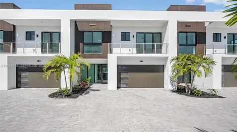 4624 SW 32nd Avenue Dania Beach FL 33312