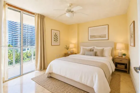 5900 Collins Avenue Miami Beach FL 33140