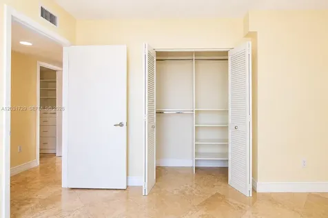 5900 Collins Avenue Miami Beach FL 33140