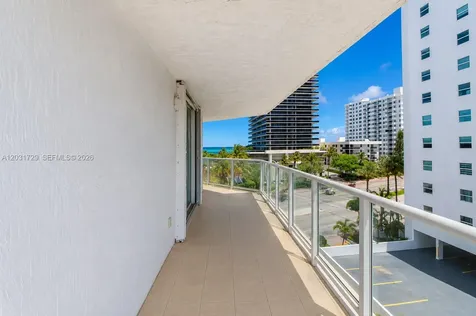 5900 Collins Avenue Miami Beach FL 33140
