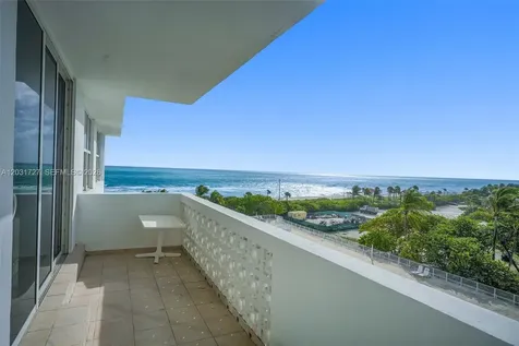 4747 Collins Avenue Miami Beach FL 33140