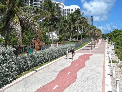 4747 Collins Avenue Miami Beach FL 33140