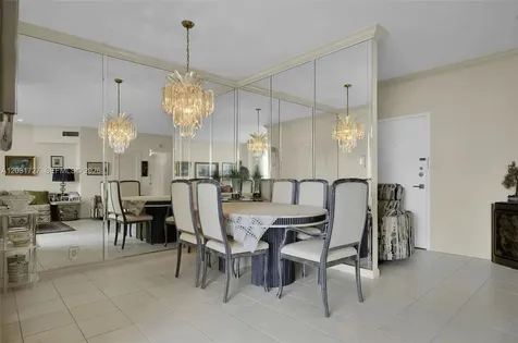 4747 Collins Avenue Miami Beach FL 33140