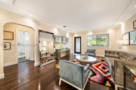 2241 SW 25th Terrace Miami FL 33133