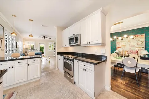 2241 SW 25th Terrace Miami FL 33133