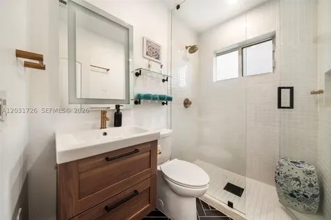 2241 SW 25th Terrace Miami FL 33133
