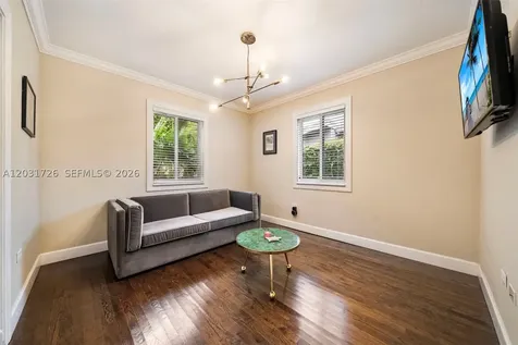 2241 SW 25th Terrace Miami FL 33133