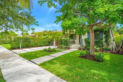 2241 SW 25th Terrace Miami FL 33133