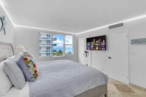 9195 Collins Avenue Surfside FL 33154