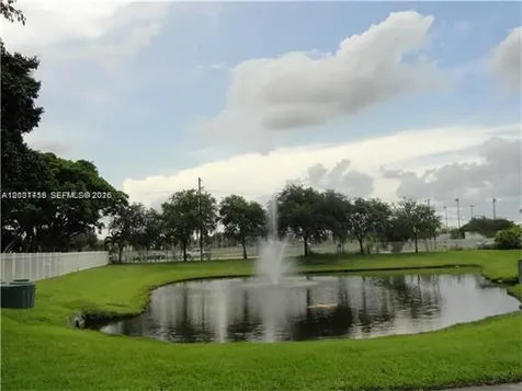 6900 SW 39th Street Davie FL 33314