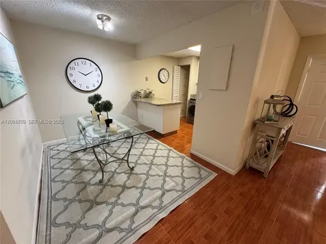 6900 SW 39th Street Davie FL 33314