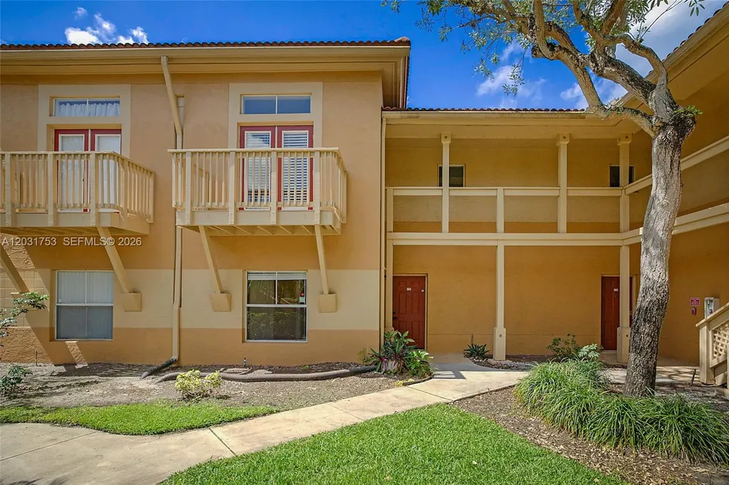 4791 Via Palm Lakes West Palm Beach FL 33417