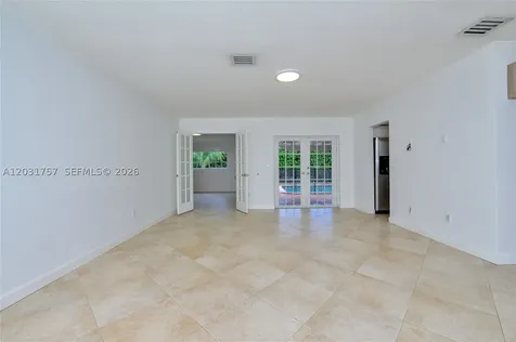 2120 NE 207th Street Miami FL 33179