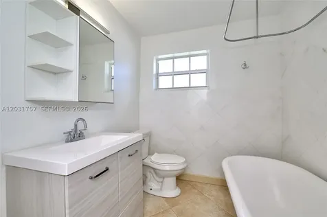 2120 NE 207th Street Miami FL 33179
