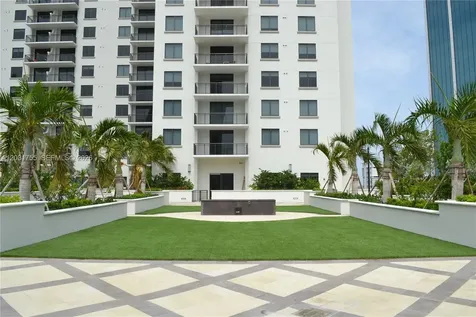 999 SW 1st Avenue Miami FL 33130
