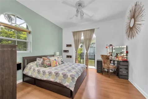 2850 Coconut Avenue Miami FL 33133