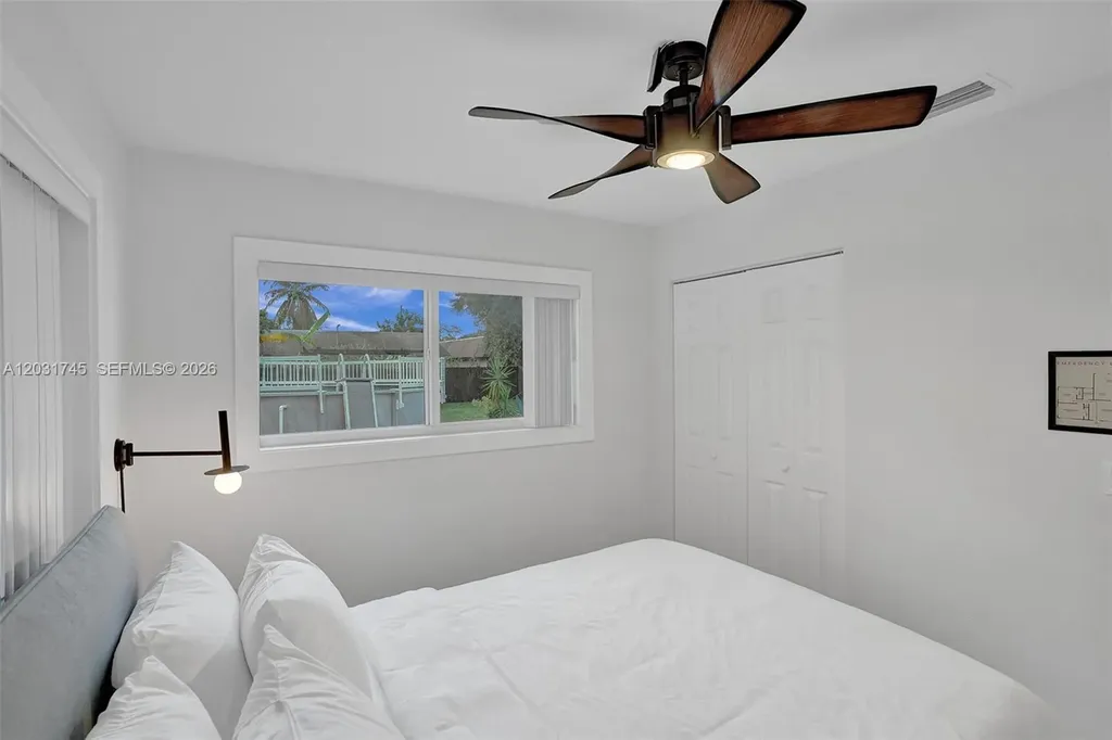 1605 NW 7th Terrace Fort Lauderdale FL 33311