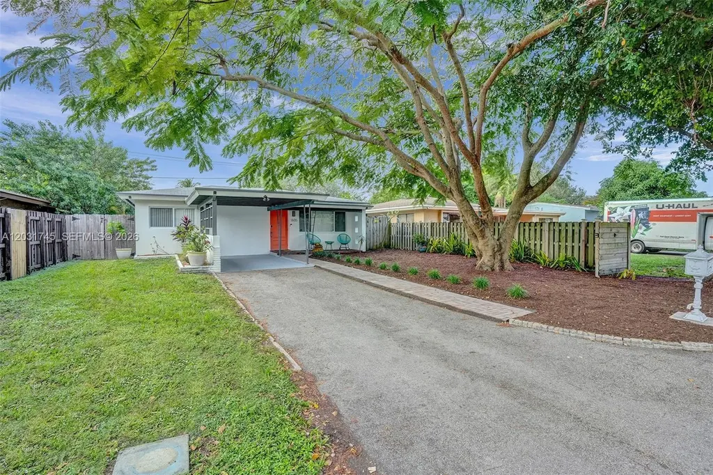 1605 NW 7th Terrace Fort Lauderdale FL 33311