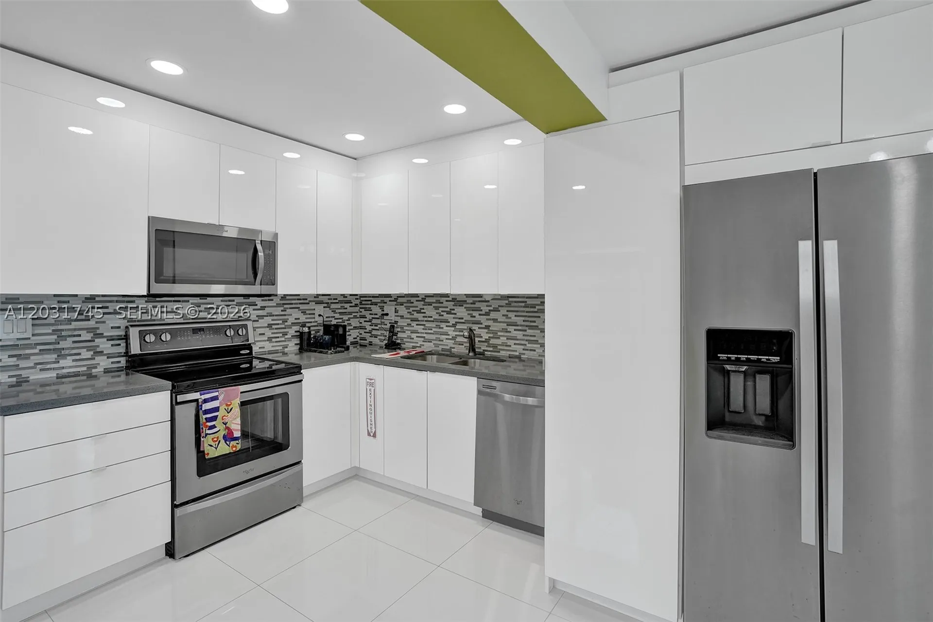 1605 NW 7th Terrace Fort Lauderdale FL 33311