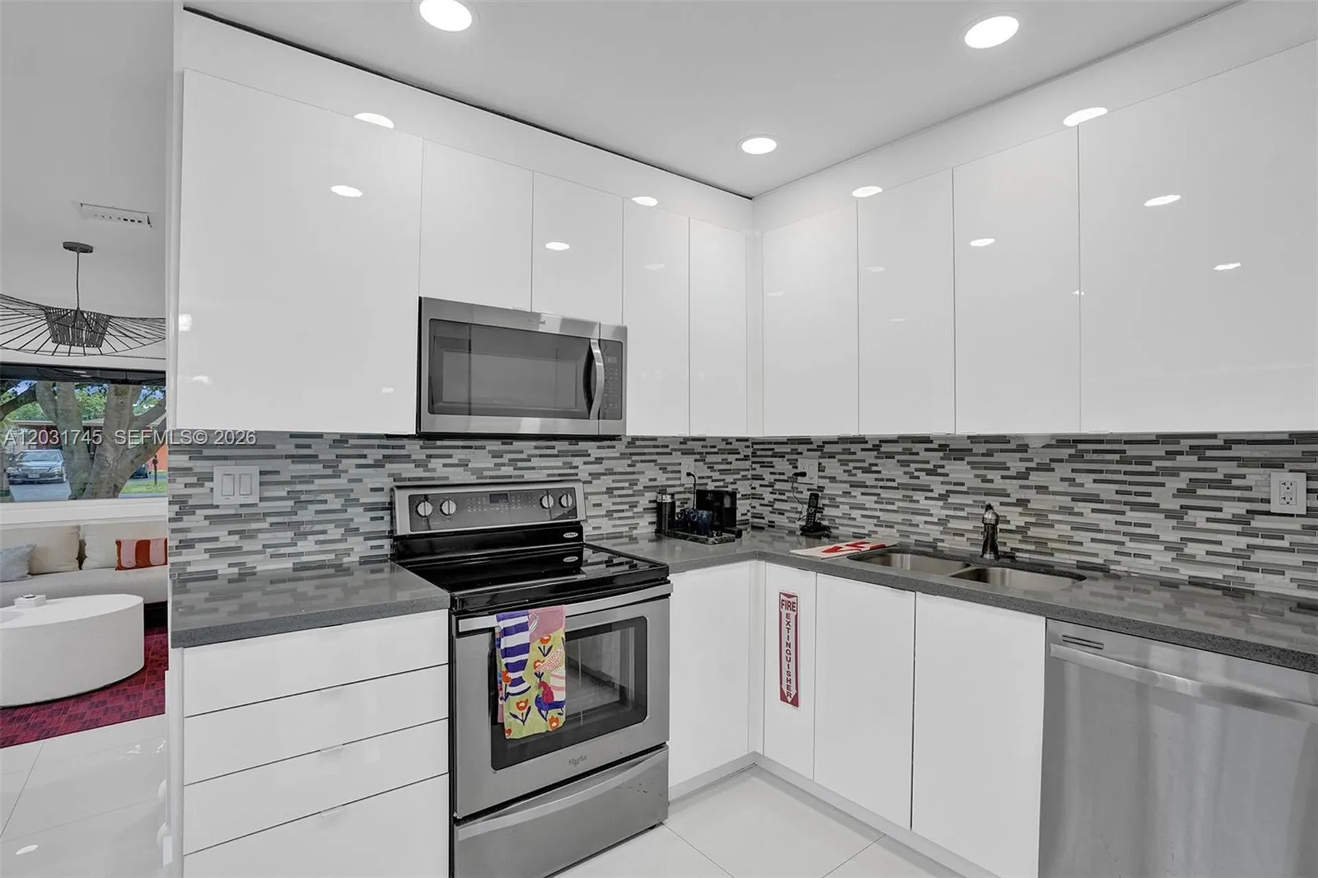 1605 NW 7th Terrace Fort Lauderdale FL 33311