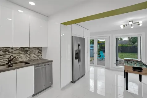 1605 NW 7th Terrace Fort Lauderdale FL 33311