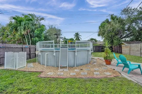 1605 NW 7th Terrace Fort Lauderdale FL 33311