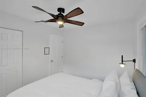 1605 NW 7th Terrace Fort Lauderdale FL 33311