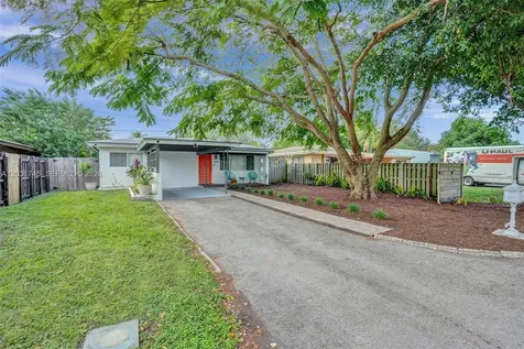 1605 NW 7th Terrace Fort Lauderdale FL 33311