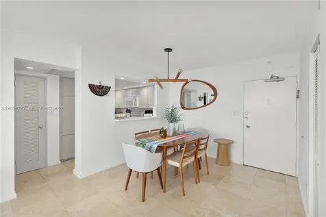 5600 Collins Avenue Miami Beach FL 33140