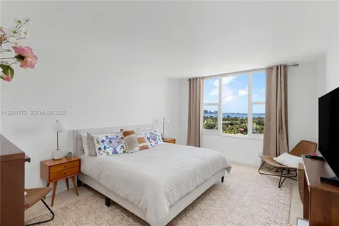 5600 Collins Avenue Miami Beach FL 33140
