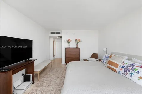 5600 Collins Avenue Miami Beach FL 33140