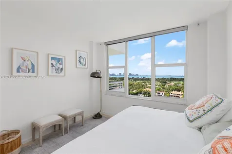 5600 Collins Avenue Miami Beach FL 33140