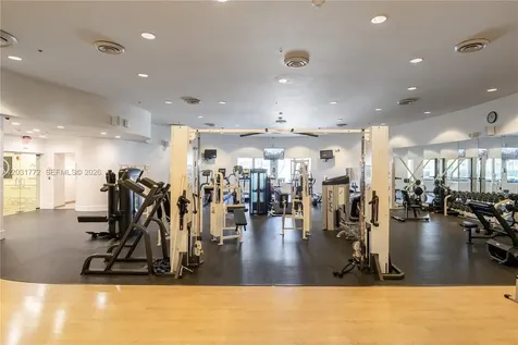 5600 Collins Avenue Miami Beach FL 33140