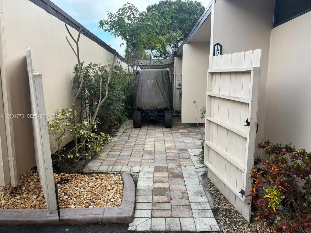 15003 Coconut Court Miami Lakes FL 33014