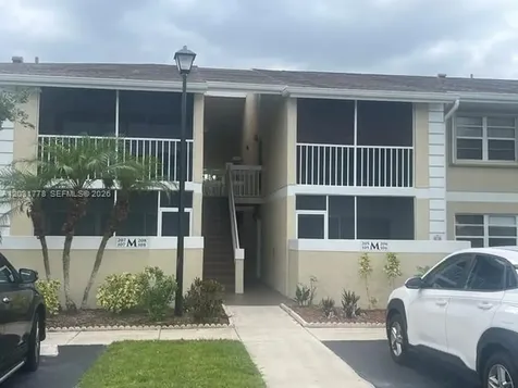 1548 SE Royal Green Circle Port St. Lucie FL 34952