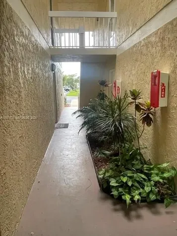 1548 SE Royal Green Circle Port St. Lucie FL 34952