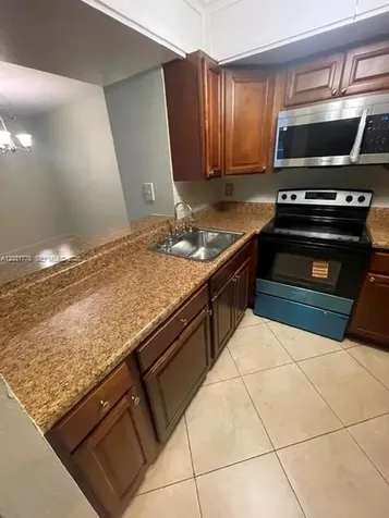 1548 SE Royal Green Circle Port St. Lucie FL 34952